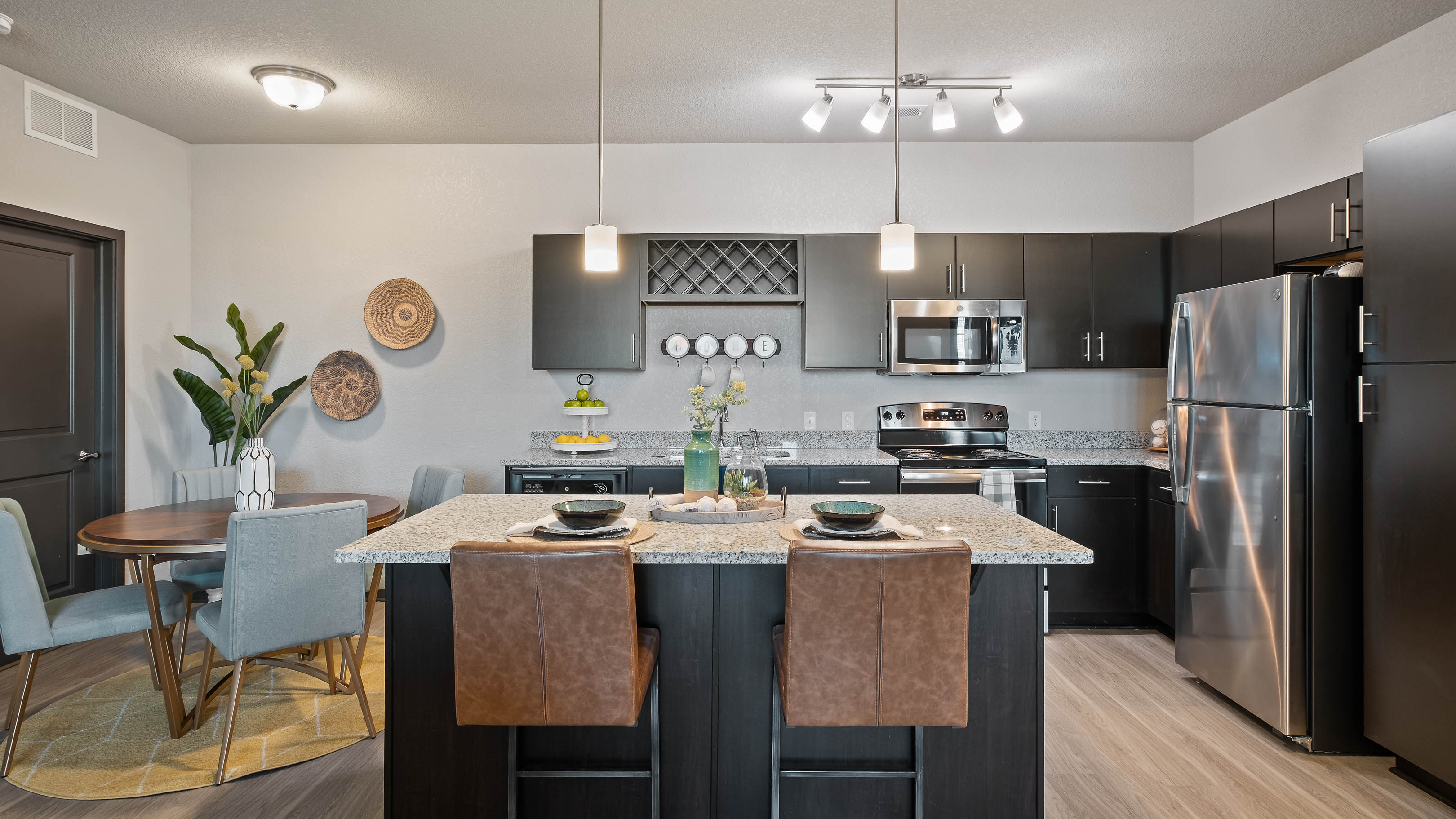 Photos of Springs at the Reserve Apartments in Wyoming, MI